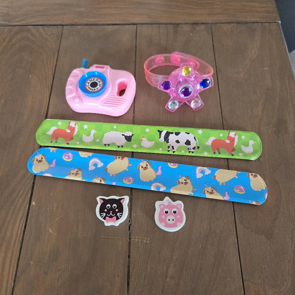 Kids Toy Set with Pink Sideshow Camera Bracelets And Erasers